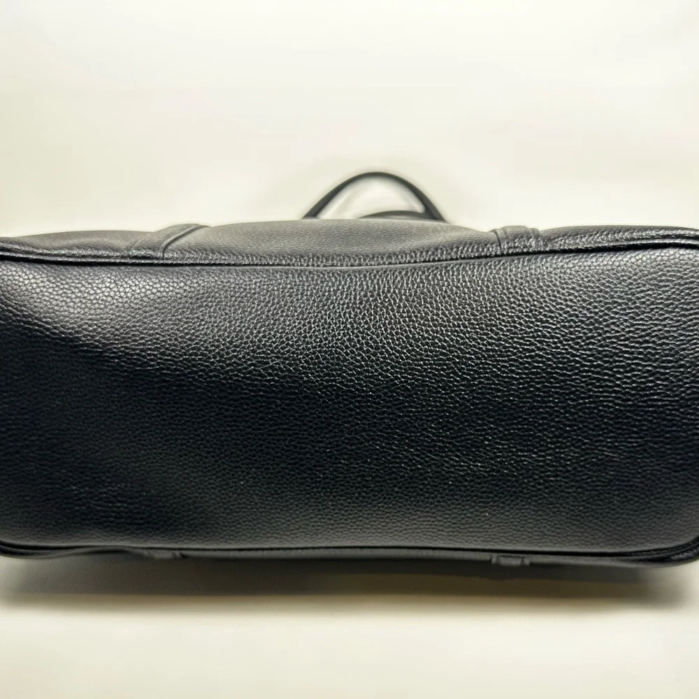 NEW COACH CARY SOFT PEBBLE LEATHER WOMENS BAG BLACK
**Sold on another platform** - Picture 8 of 16